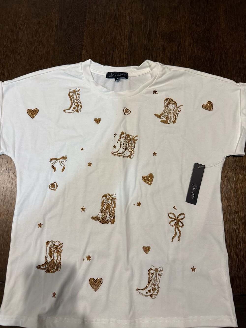 On 12th Cowgirl Rhinestone Tee Size M